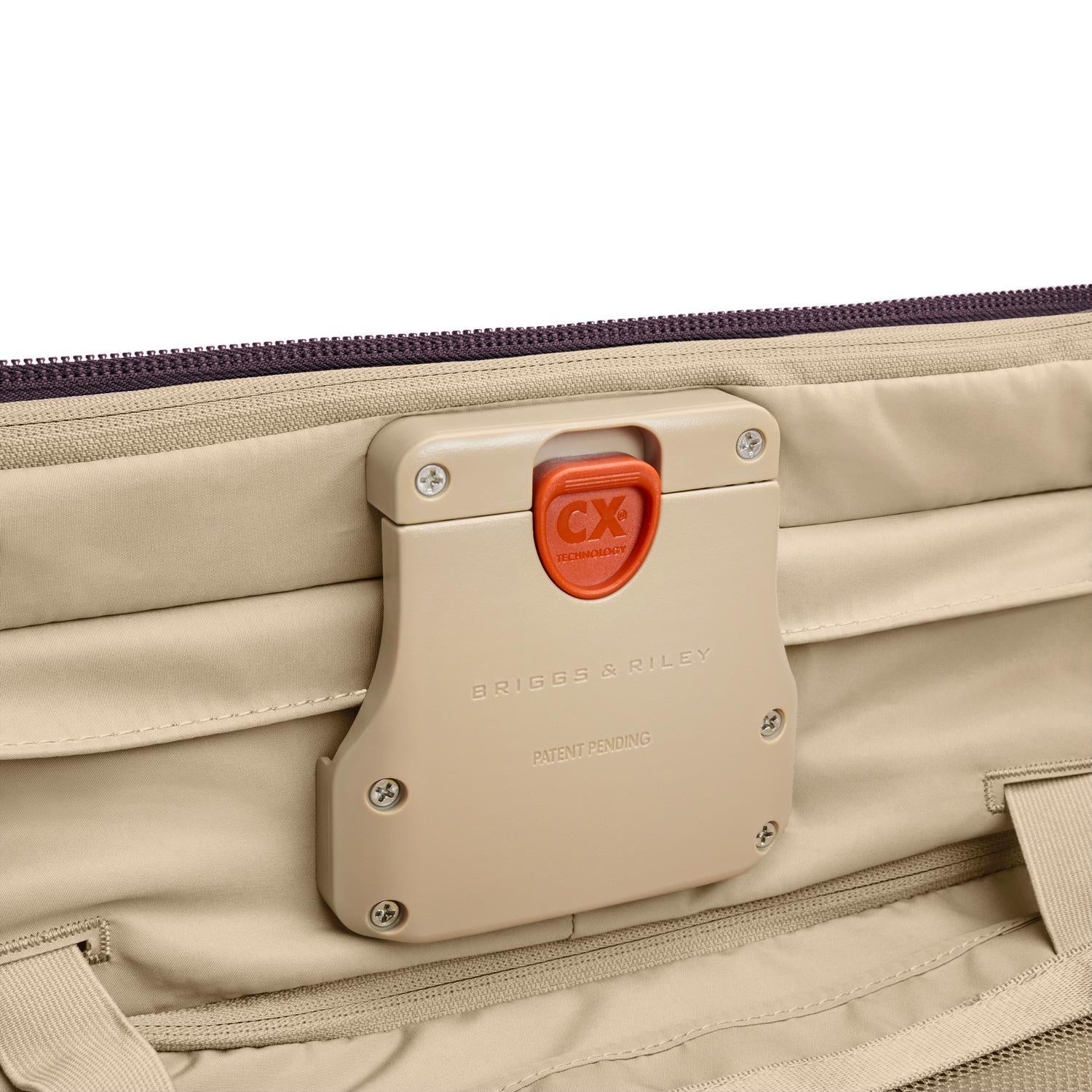 Compact 24" Checked Expandable Spinner - Image 31