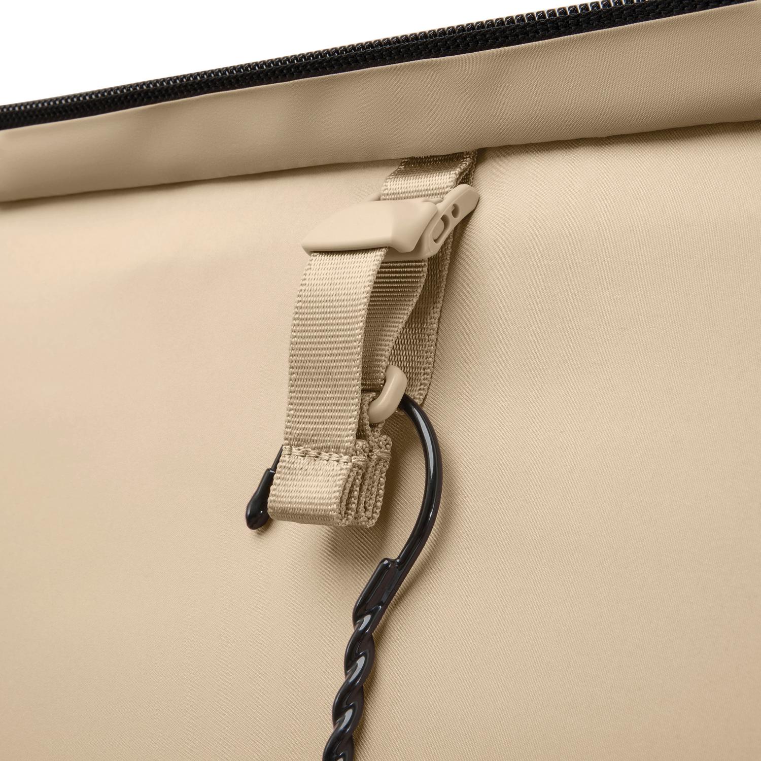 Essential 22" Carry-On Expandable Spinner - Image 13