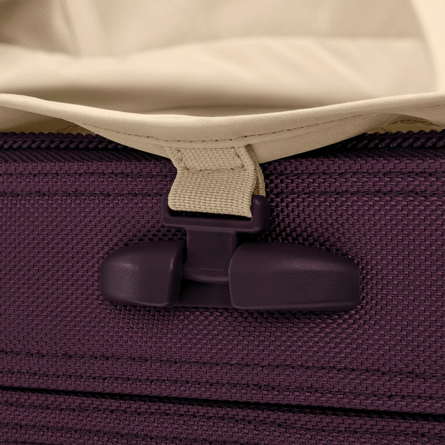 Essential 22" Carry-On Expandable Spinner - Image 78